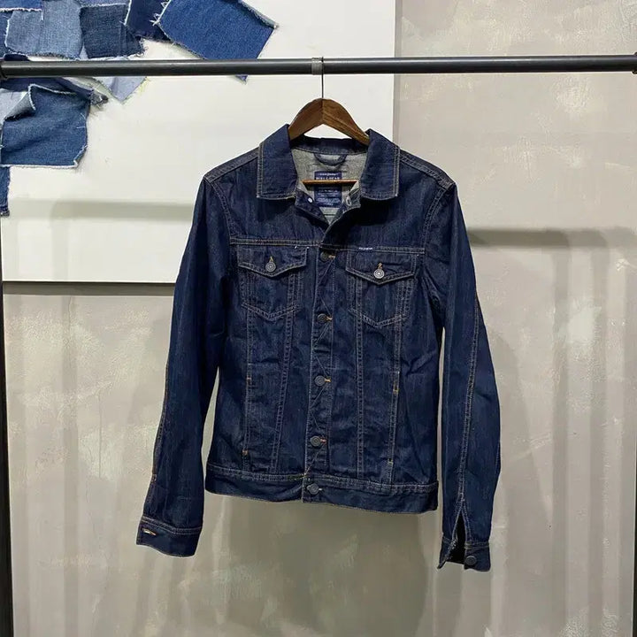 [BUNJANG] Pull&Bear Denim Trucker Jacket / (95) 풀앤베어 캐주얼 스트릿 생지 데님 트러커 진청자켓