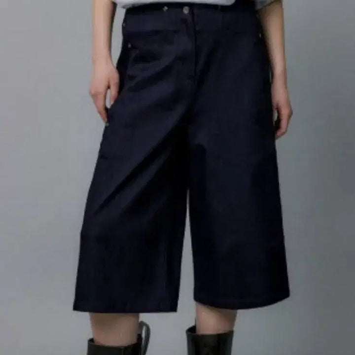 [BUNJANG] EFINKLER Oval Half Denim M / 새상품) 에핑글러 오발하프데님 M