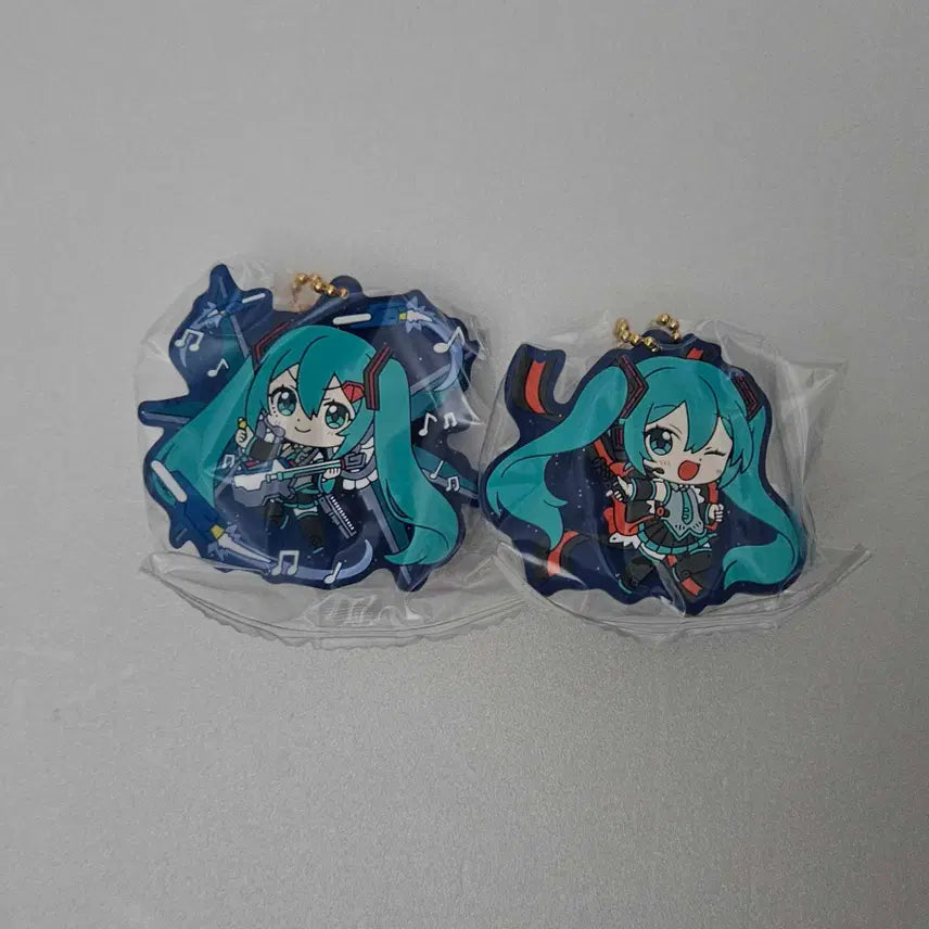[BUNJANG] Hatsune Miku Gundam Keychain Bundle / 하츠네 미쿠 건담 가챠 키링 2종 일괄 판매