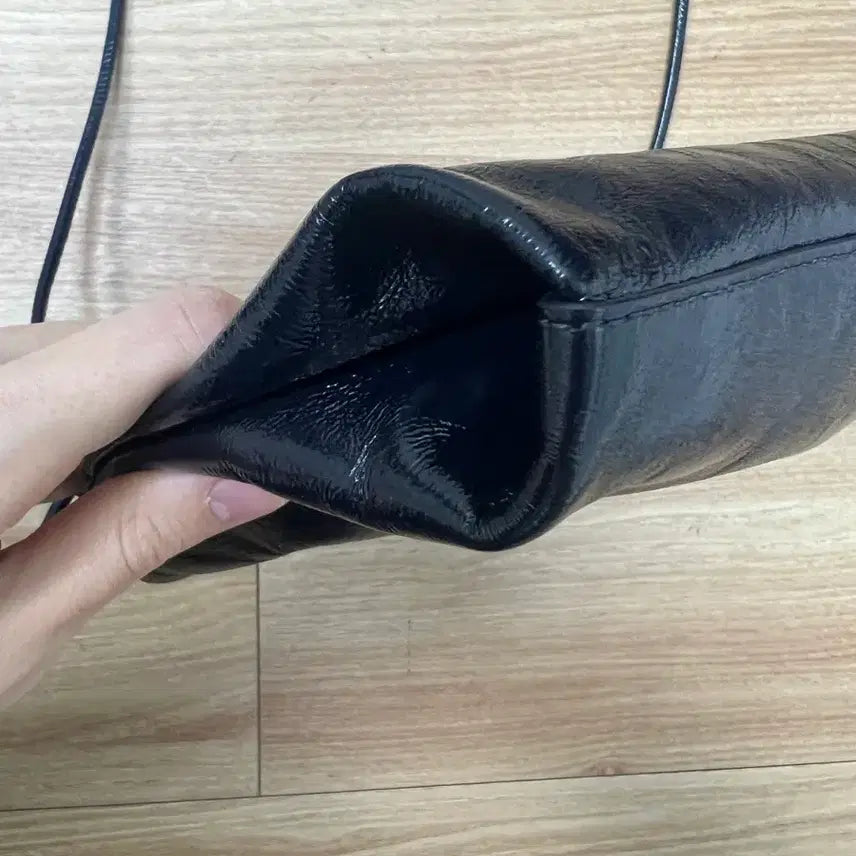 [BUNJANG] COS Cabateli Mini Clutch / 코스 cos 카바텔리 미니 클러치 팝니다