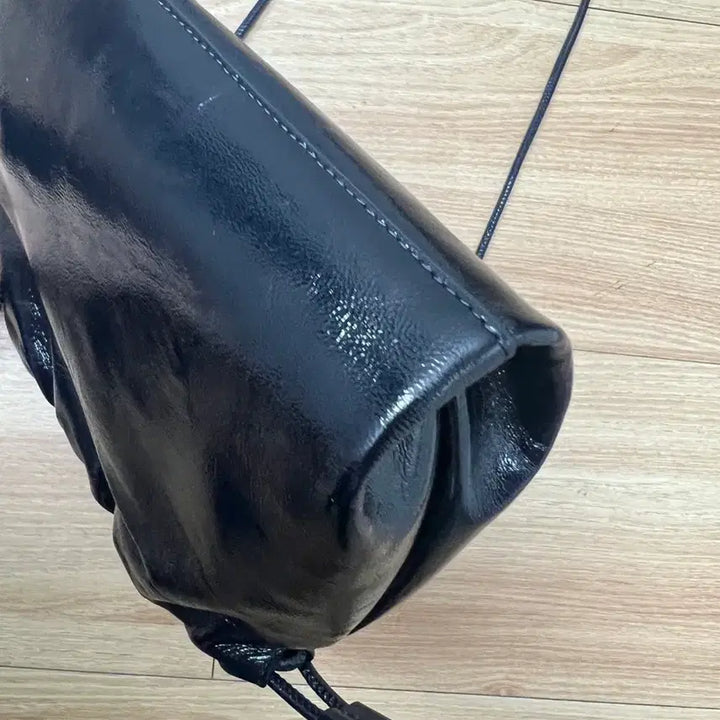 [BUNJANG] COS Cabateli Mini Clutch / 코스 cos 카바텔리 미니 클러치 팝니다