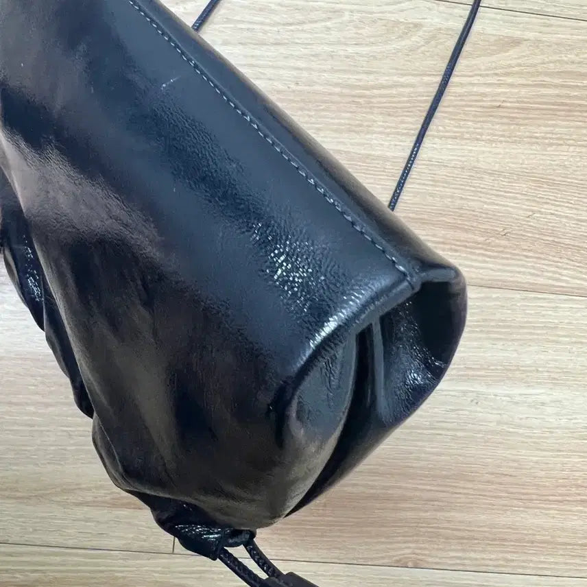 [BUNJANG] COS Cabateli Mini Clutch / 코스 cos 카바텔리 미니 클러치 팝니다