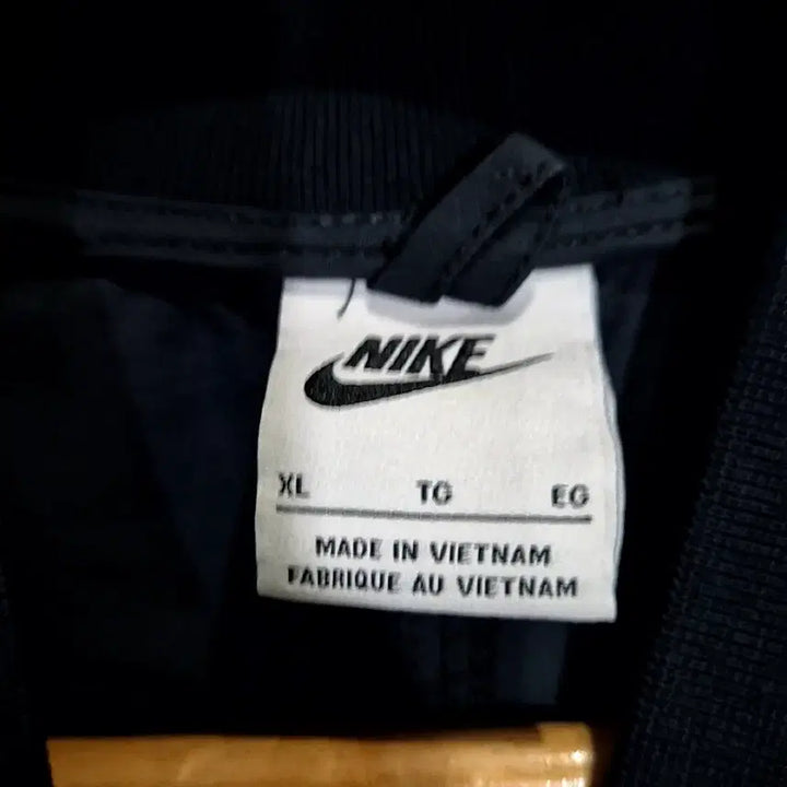 [BUNJANG] Nike Embroidered Logo Jacket / 나이키 신형 자수로고 자켓