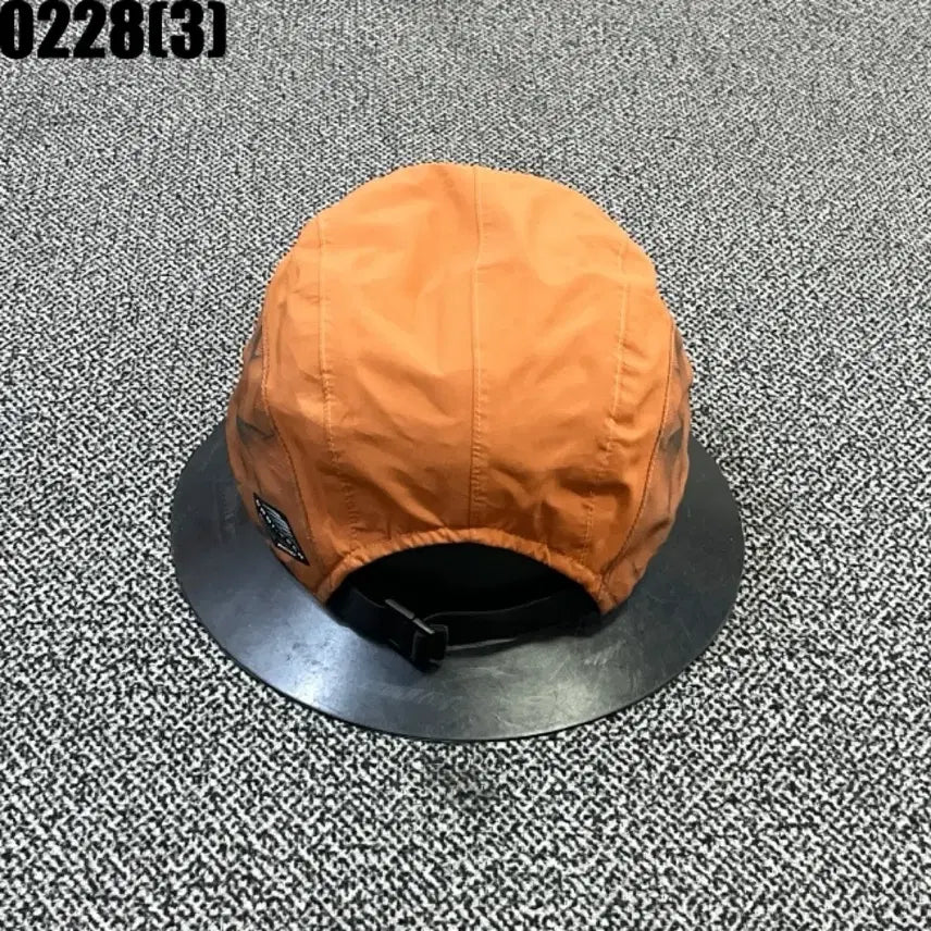 [BUNJANG] Columbia Orange Ball Cap / 컬럼비아 주황색 볼캡 모자 0228