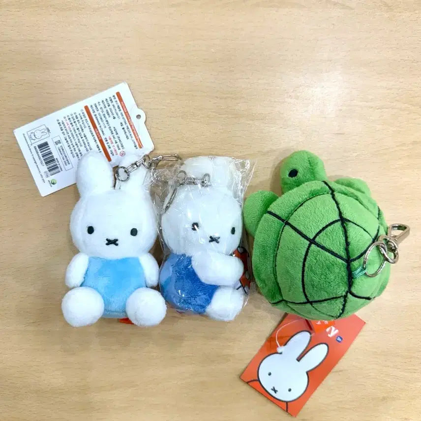 [BUNJANG] Miffy Doll Keyring Bundle Set / miffy 미피 인형 키링 4개(하늘색 하나 더 있음) 일괄 처분