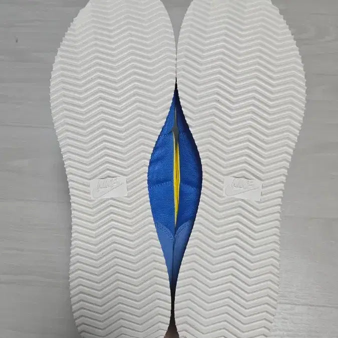 [SOLD OUT] 나이키 코르테즈 TXT 블루 300mm 판매합니다 왕발 빅사이즈 스니커즈
