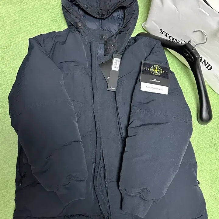 [BUNJANG] Stone Island Naslan Down TC Padded Jacket L / 스톤아일랜드 나슬란 다운 TC 패딩 L