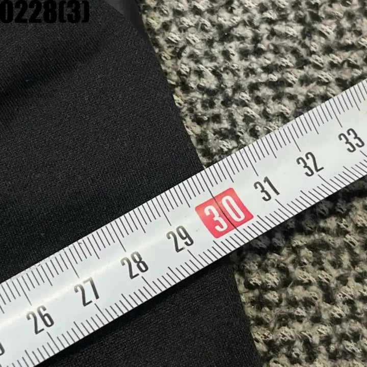 [BUNJANG] Descente Black 7/10 Length Training Shorts / 데상트 블랙 7부 운동 반바지l 0228