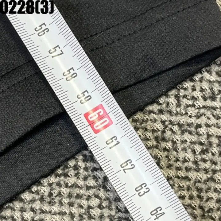 [BUNJANG] Descente Black 7/10 Length Training Shorts / 데상트 블랙 7부 운동 반바지l 0228