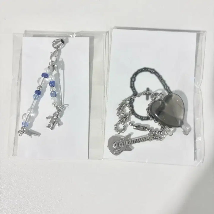 [BUNJANG] Hunter x Hunter Killua Keyring / 새상품) 헌터헌터 헌헌 키르아 키링 기타키링 비즈키링 판매