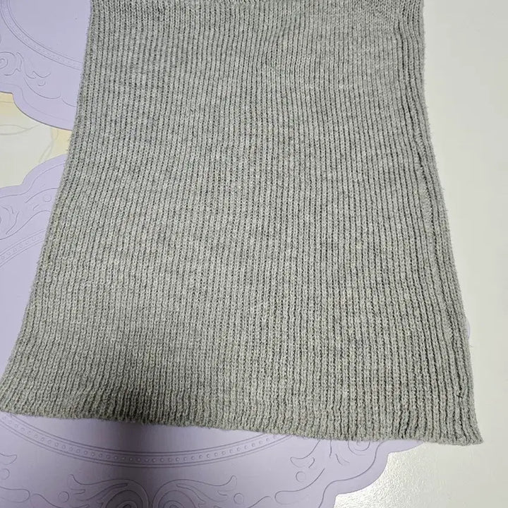 [BUNJANG] Gray Knit Unbalanced Crop Set / 회색 니트 언발란스셋업 크롭 스타일