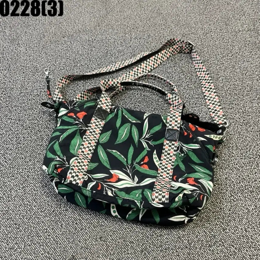 [BUNJANG] Kipling Floral Pattern Tote Bag/Shoulder Bag / 키플링 플로럴 패턴 토트백 겸 숄더백(키링x) 0228