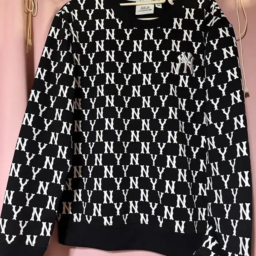 [BUNJANG] MLB Monogram Big Logo Sweatshirt - Black / MLB 모노그램 백 빅로고 맨투맨 엠엘비맨투맨 블랙