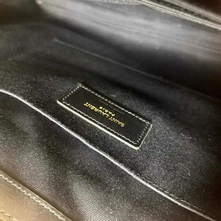 [BUNJANG] Saint Laurent Matelasse Gold Logo Black Clutch Bag (Large) / 생로랑 마틀라세 금장 블랙 클러치백 L(라지)