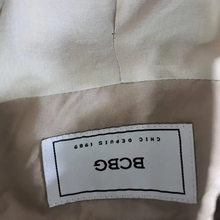 [BUNJANG] BCBG Beige Long Bomber Jacket / BCBG 베이지 롱 봄버 자켓