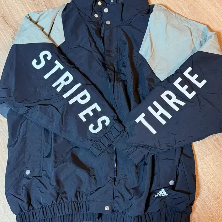 [BUNJANG] Adidas Woven Windbreaker Jacket / 아디다스 우븐 바람막이