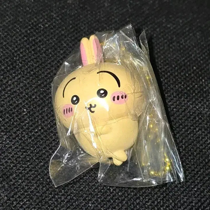 [BUNJANG] Chiikawa Usagi Biscuit Keyring / 준등포) 치이카와 비스켓 키링 우사기 양도 교환