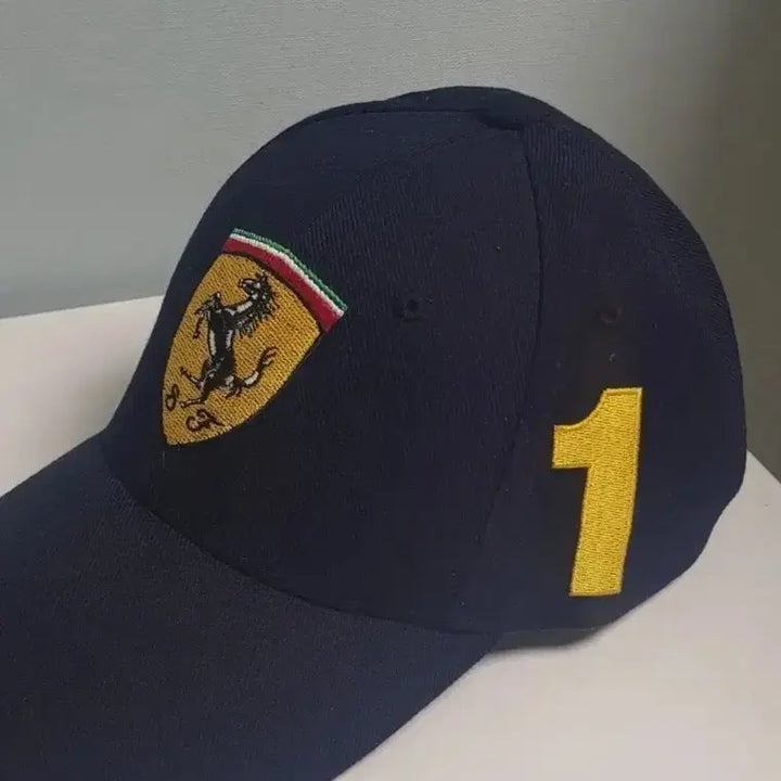 [BUNJANG] Ferrari F1 Baseball Cap / f1 페라리 볼캡 야구모자 에프원