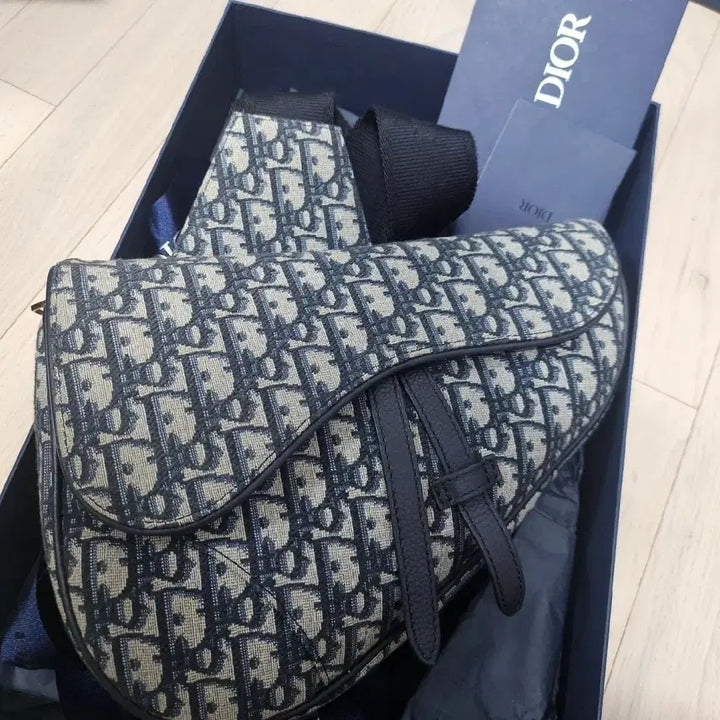 [BUNJANG] Dior Oblique Saddle Bag / 디올 오블리크 새들백
