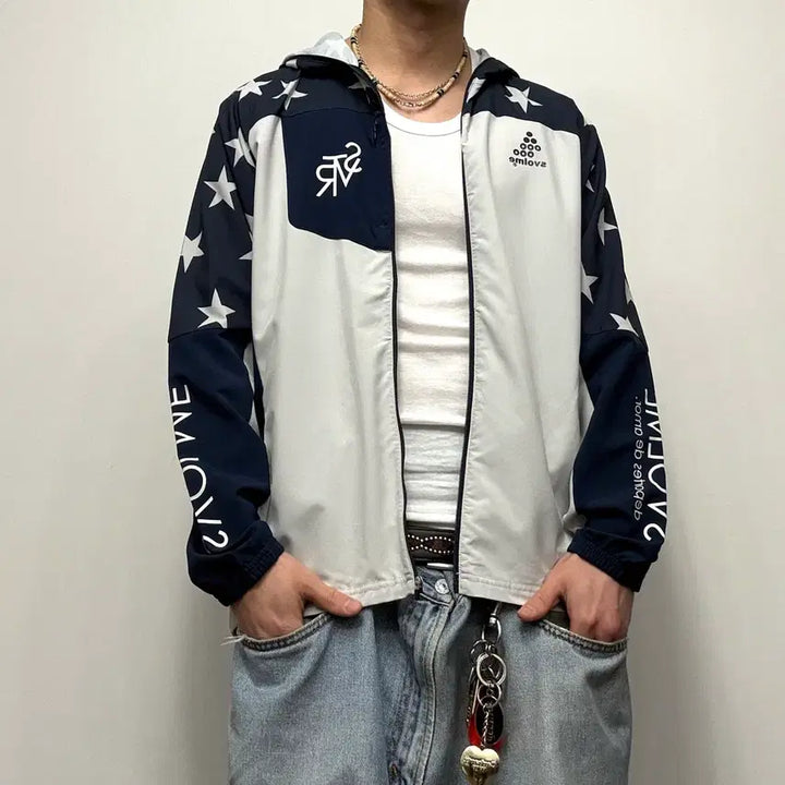 [BUNJANG] Svolme Star Pattern Training Windbreaker Jacket / Svolme 별 패턴 트레이닝 바람막이 자켓