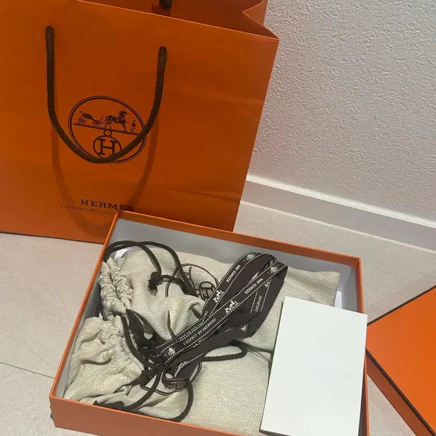 [BUNJANG] Hermes Oran 38 Sandals / 에르메스 오란38 새상품