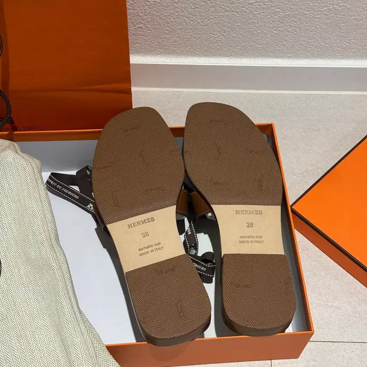[BUNJANG] Hermes Oran 38 Sandals / 에르메스 오란38 새상품