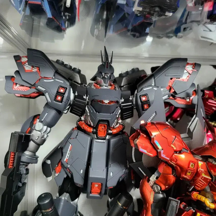 [BUNJANG] Sazabi Gundam Black White Model Kit / 사자비 건담 블랙 화이트 팝니다