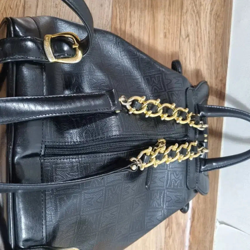 [BUNJANG] Metrocity Patterned Backpack / 메트로시티 블랙 패턴 백팩 가방