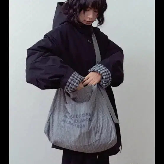 [BUNJANG] Offish Stripe Snap Multi-Way Bag Gray / 오피쉬 스트라이프 스냅 멀티웨이백 가방 그레이