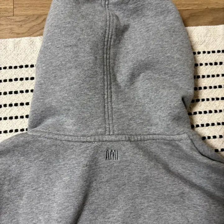 [BUNJANG] AMI Hooded Sweatshirt / 아미 후드티(백화점 모델)