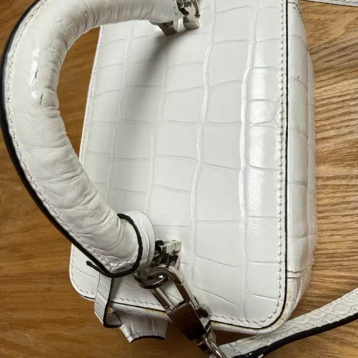 [BUNJANG] Myeyecon Bliker White Crossbody Bag / 마이아이코 블리커백 가방