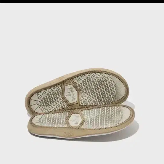 [BUNJANG] Island Slipper White US 7 / 아일랜드슬리퍼 화이트 us7