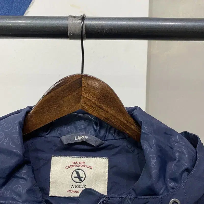 [BUNJANG] Aigle Outdoor Navy Field Windbreaker Jacket / (105) 에이글 아웃도어 네이비 필드 바람막이 자켓
