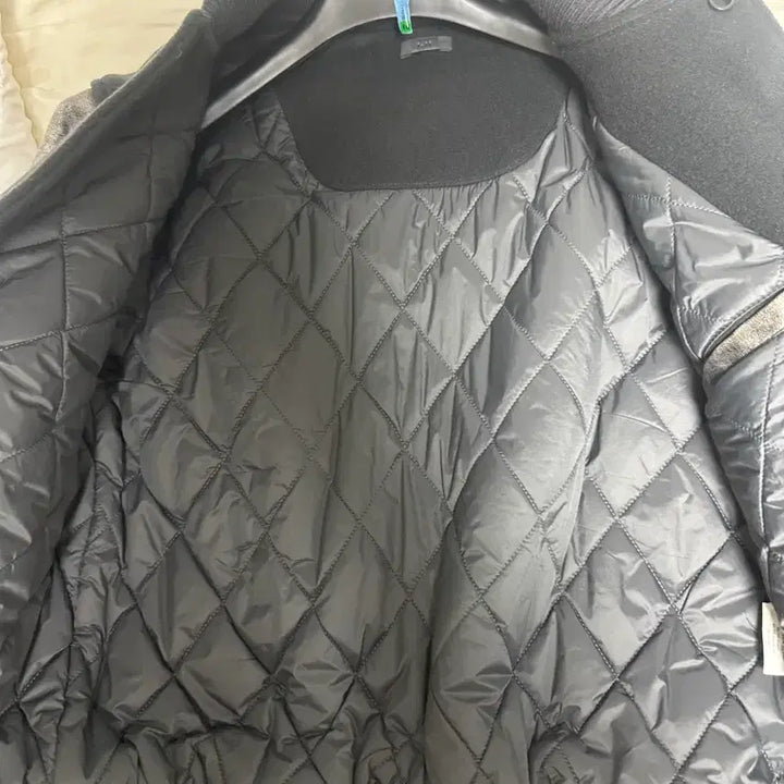 [BUNJANG] Exslime Varsity Jacket / [S]엑슬림 바시티 자켓