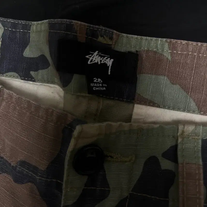 [BUNJANG] Stussy Ripstop Surplus Cargo Pants Camo 28 / 스투시 립스탑 서플러스 카고 팬츠 카모 28