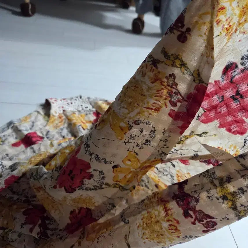 [BUNJANG] Floral Print Blouse / 블라우스 여름용 M-L