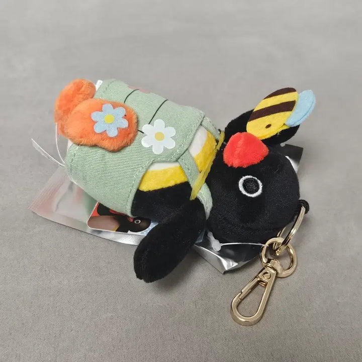 [BUNJANG] Pingu Apron Keychain Plush + Random Card Set / 앞치마 핑구 키링 인형 + 랜덤카드 세트