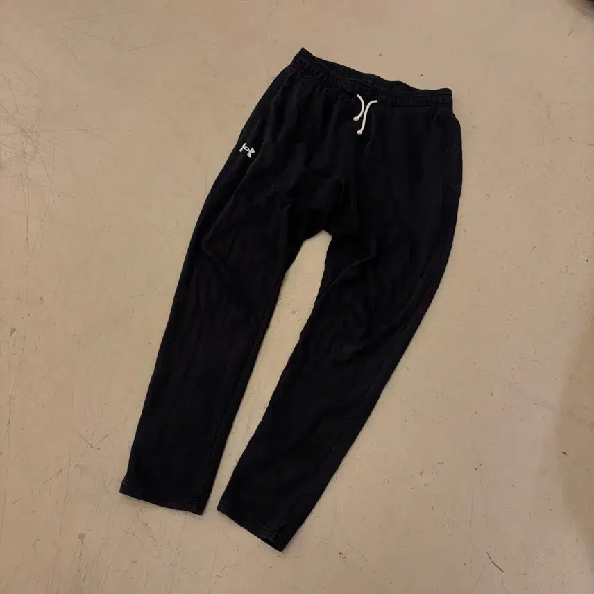 [BUNJANG] Under Armour Training Pants / 언더아머 스몰로고 트레이닝 팬츠
