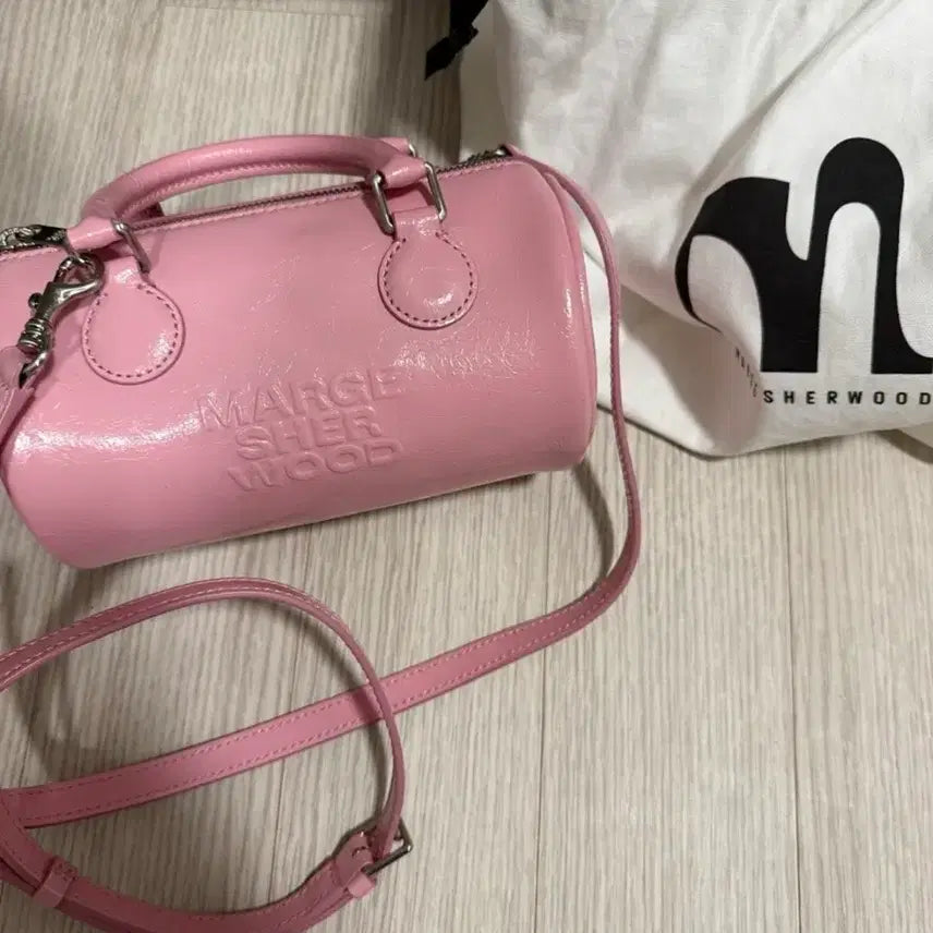 [BUNJANG] Magishwood Log Bag Candy Pink / 마지셔우드 로그백 캔디핑크