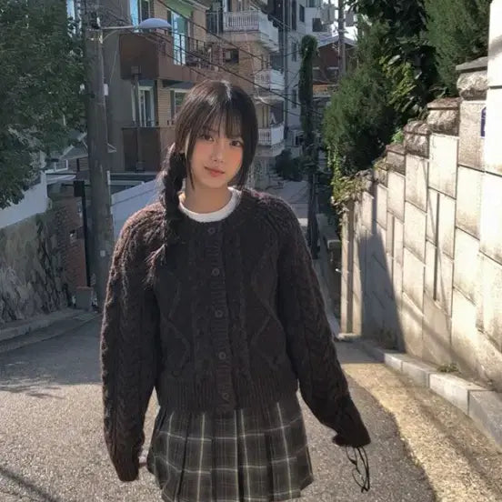 [BUNJANG] Near Wear Round Neck Cardigan / 니어웨어 라운드넥 가디건
