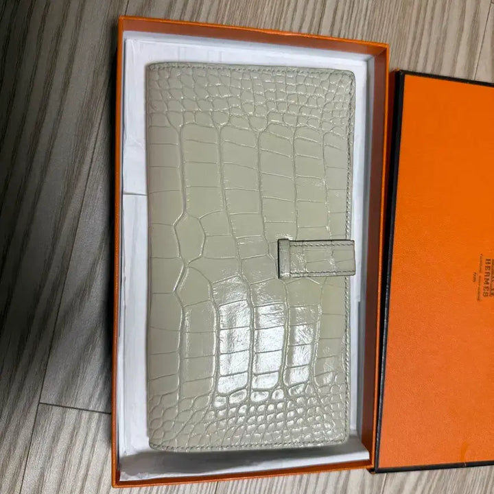 [BUNJANG] Hermes Bearn Wallet / 에르메스 베안 와니
