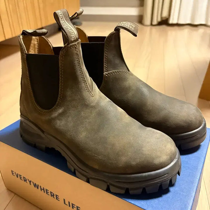 [BUNJANG] Blundstone 2239 Chelsea Boots Brown Size 6 / 블런드스톤 2239 브라운 6사이즈