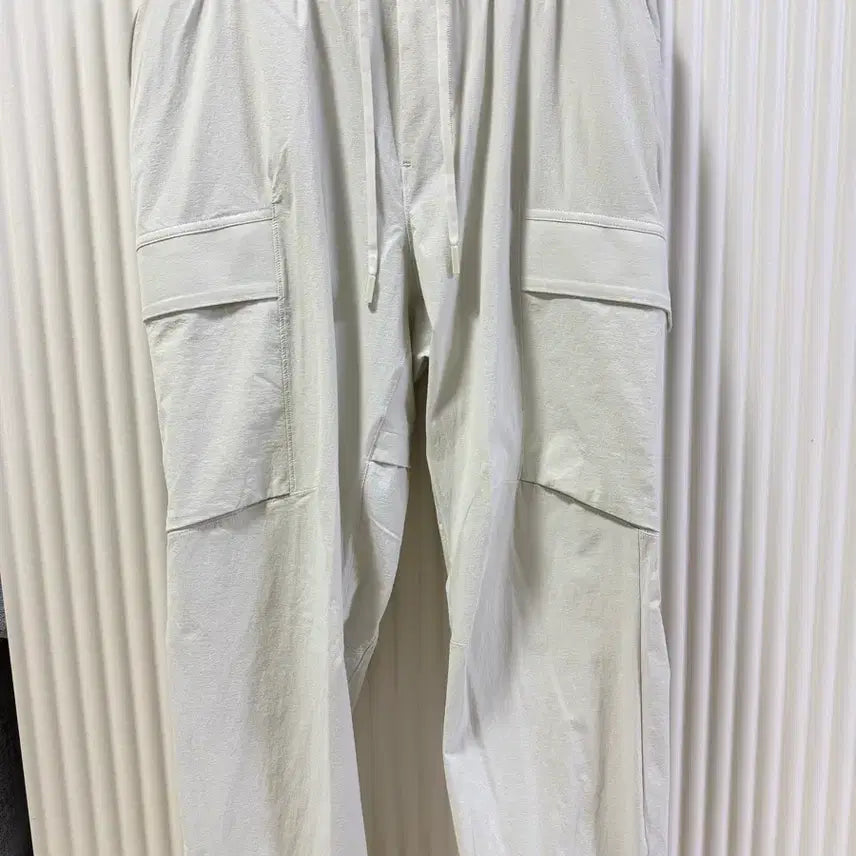 [BUNJANG] Lululemon Cargo Training Pants S / [새상품] 룰루레몬 카고 트레이닝 팬츠 S