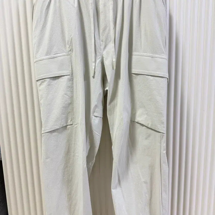 [BUNJANG] Lululemon Cargo Training Pants S / [새상품] 룰루레몬 카고 트레이닝 팬츠 S