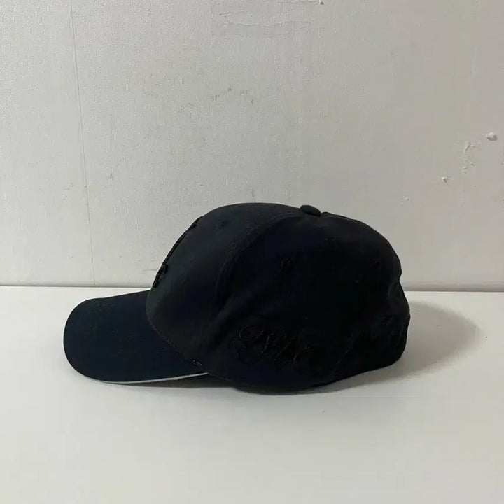 [BUNJANG] SOX Baseball Cap / SOX 볼캡 모자