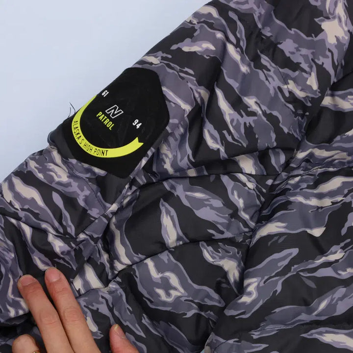 [BUNJANG] New Balance Camo Duck Down Padding Jacket / 100 뉴발란스 카모 덕패딩 0210H1