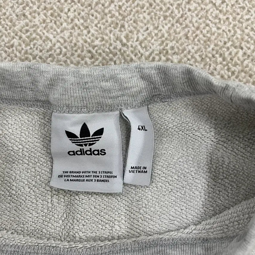 [BUNJANG] Adidas Loose Fit Long Sleeve Sweatshirt / 4XL 아디다스 루즈핏 긴팔 맨투맨 0220M