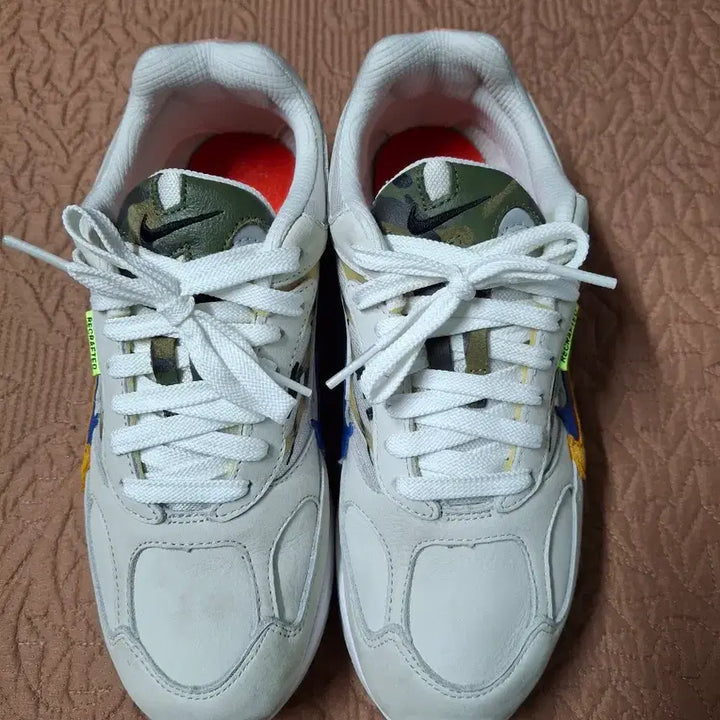 [BUNJANG] Nike Air Ghost Racer Sneakers / 260 나이키 에어 고스트 레이서 운동화 [1305]