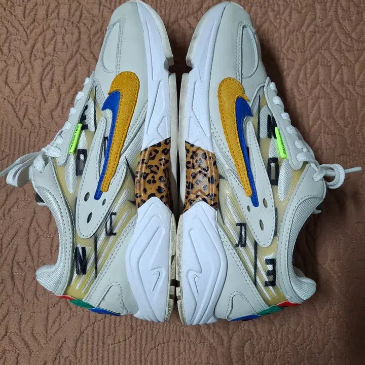 [BUNJANG] Nike Air Ghost Racer Sneakers / 260 나이키 에어 고스트 레이서 운동화 [1305]