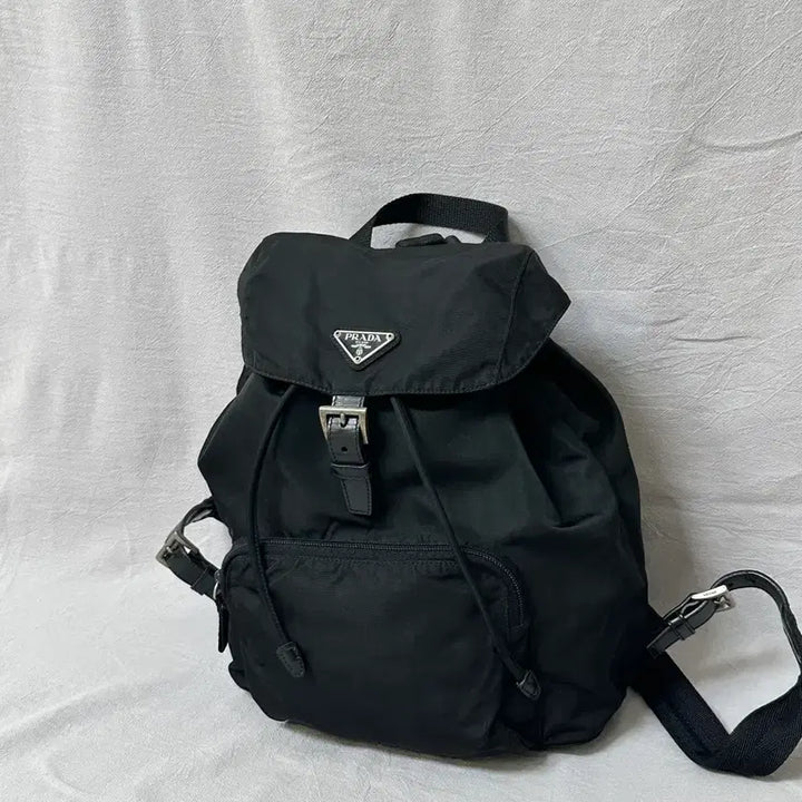 [BUNJANG] Prada One-Pocket Backpack Nylon Medium / 프라다 원포켓 백팩 나일론 포코노 미디엄